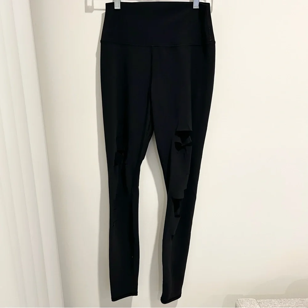 Alo Yoga High Waist Ripped Warrior Leggings Black Size S